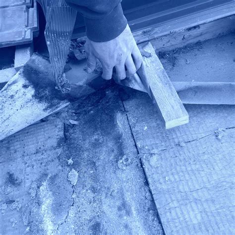 12 Dach Reparaturtipps: Finden und reparieren Sie ein undichtes Dach